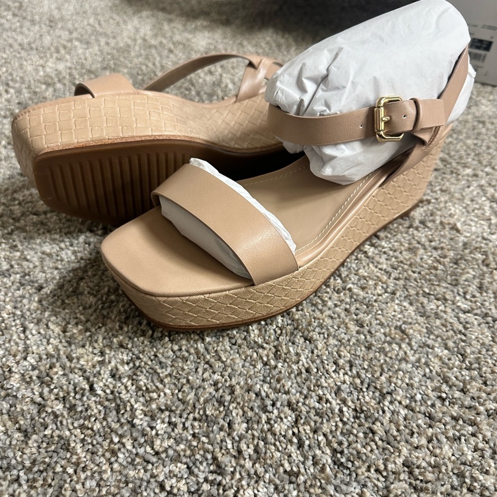 Aldo Eloiniel Wedge Sandal- Bone size 8.5